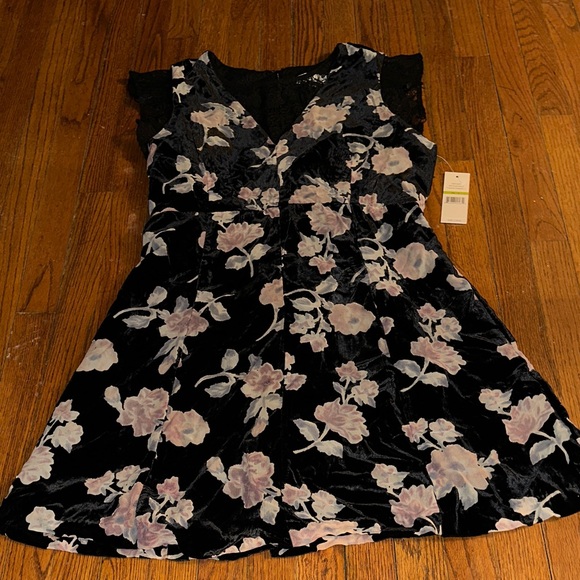 Nanette Lepore Black and Pink Floral velvet lace Dress 14